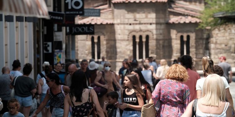 Πότε θα «κλειδώσουν» τα νέα μέτρα στήριξης για νοικοκυριά και επιχειρήσεις
