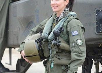 Η 25 ετών Αθηνά είναι η πρώτη γυναίκα χειριστής Απάτσι στην Ελλάδα…