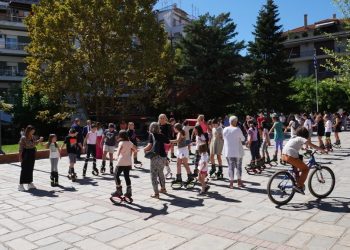 «Όλη η πλατεία, ένα παιχνίδι» στην Ευρωπαϊκή Εβδομάδα Κινητικότητας του Δήμου Γρεβενών (Φωτογραφίες)