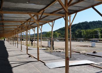 Δήμος Γρεβενών: Στήνονται οι πάγκοι για την μεγάλη Εμποροπανήγυρη – Έναρξη την Τετάρτη 12 Οκτωβρίου 2022 (Φωτογραφίες)