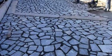 Δήμος Γρεβενών: Με γοργούς ρυθμούς οι εργασίες ανάπλασης στην κοινότητα Σαρακήνας (Φωτογραφίες)