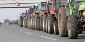Πανελλαδική Επιτροπή Μπλόκων: Έρχεται μεγάλη σύσκεψη στη Λάρισα