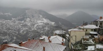 Καιρός- Αρναούτογλου: Χιόνια ακόμα και στα 600μ. από την Παρασκευή- Σε ποιες περιοχές