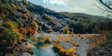 Χειμερινές αποδράσεις με θέα τη χιονισμένη Πίνδο: Η πόλη-όνειρο που αξίζει φέτος να γίνει πρωταγωνίστρια