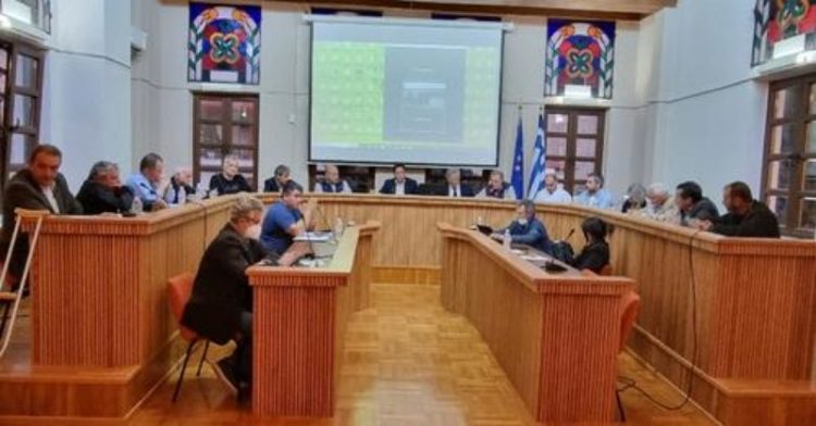 Ομόφωνα αρνητική η απόφαση του Δήμου Βοΐου για το Αιολικό στο Μπούρινο