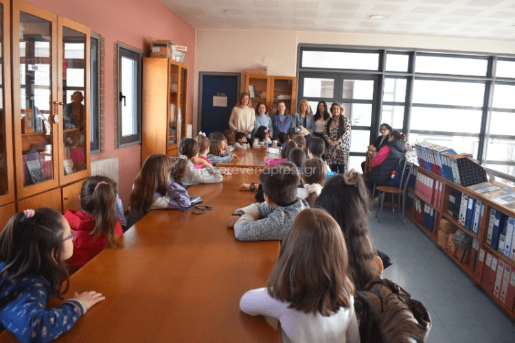 Πασχαλίνο Εργαστήρι στη Δημόσια Κεντρική Βιβλιοθήκη Γρεβενών (Φωτογραφίες + Βίντεο)