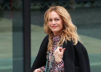 Women in their 50s: 5 makeup tips ιδανικά για ώριμες επιδερμίδες – Δίνουν λάμψη και φρεσκάδα