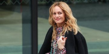 Women in their 50s: 5 makeup tips ιδανικά για ώριμες επιδερμίδες – Δίνουν λάμψη και φρεσκάδα
