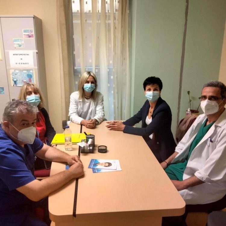 Επίσκεψη της Λαμπρινής Κόγιου-Χατζηζήση Υποψήφια Βουλευτής Ν. Γρεβενών ΝΔ στο Γενικό Νοσοκομείο Γρεβενών (Φωτογραφίες)
