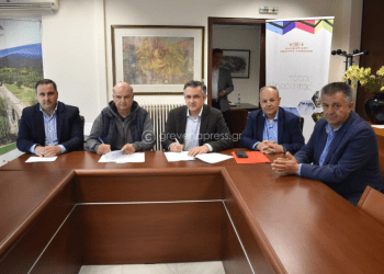 «Π.Ε. Γρεβενών: Ξεκινούν οι εργασίες αποκατάστασης του Ι.Ν. Αγίων Θεοδώρων στο Μαυρονόρος»(Φωτογραφίες+Βίντεο)