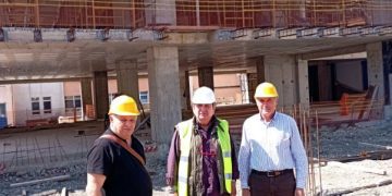 Το εργοτάξιο της νέας πτέρυγας του «Μαμάτσειου» Γ.Νοσοκομείου Κοζάνης, επισκέφθηκαν οι Αντιπ.Δημ.Υγείας Γεώργιος Μαργαρίτης και Διοίκ. και Οικον.Μενέλαος Μακρυγιάννης
