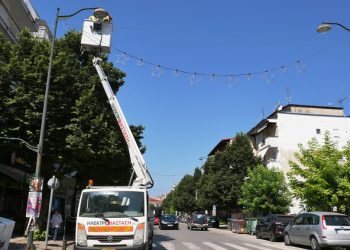 Δήμος Γρεβενών: «H πόλη μας αλλάζει» – Σε πλήρη εξέλιξη το μεγάλο έργο του νέου οδοφωτισμού (Βίντεο+Φωτογραφίες)