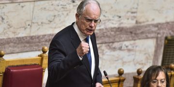 Επανεξελέγη πρόεδρος της Βουλής ο Κωνσταντίνος Τασούλας