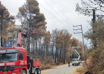 Καύσωνας: Στο «κόκκινο» το ηλεκτρικό σύστημα της χώρας