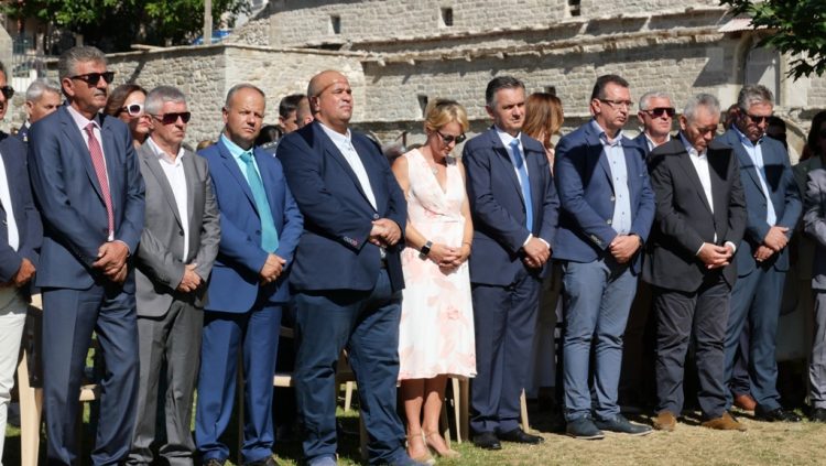 Στη Σαμαρίνα ο Δήμαρχος Γιώργος Δασταμάνης για το έθιμο του Τσιάτσιου (Φωτογραφίες)