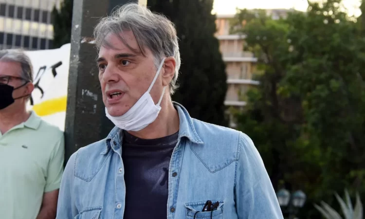 Οδυσσέας Σταμούλης: Μπλεγμένος σε δίχτυα βρέθηκε νεκρός ο γιος του-Τα σενάρια που εξετάζουν οι Αρχές