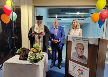 “Προάγγελος”νίκης. “Tάραξε τα νερά” της προεκλογικής περιόδου η πρωτοφανής σε μέγεθος και παλμό παρουσία του κόσμου.