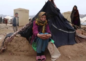 UNICEF: Δεκάδες εκατομμύρια παιδιά ξεριζωμένα εξαιτίας κλιματικών καταστροφών