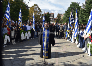Κατάθεση στεφάνων από τους μαθητές των Σχολείων των Γρεβενών 27/10/23(Φωτογραφίες+Βίντεο)