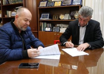 Υπογραφή σύμβασης για τη ριζική ανάπλαση του ισόγειου κοινόχρηστου χώρου του Δημαρχείου Γρεβενών (Φωτογραφίες)