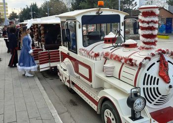ΑΝΑΒΟΛΗ ΔΙΑΔΡΟΜΩΝ ΧΡΙΣΤΟΥΓΕΝΝΙΑΤΙΚΟΥ ΤΡΕΝΟΥ ΣΤΗΝ ΠΤΟΛΕΜΑΪΔΑ