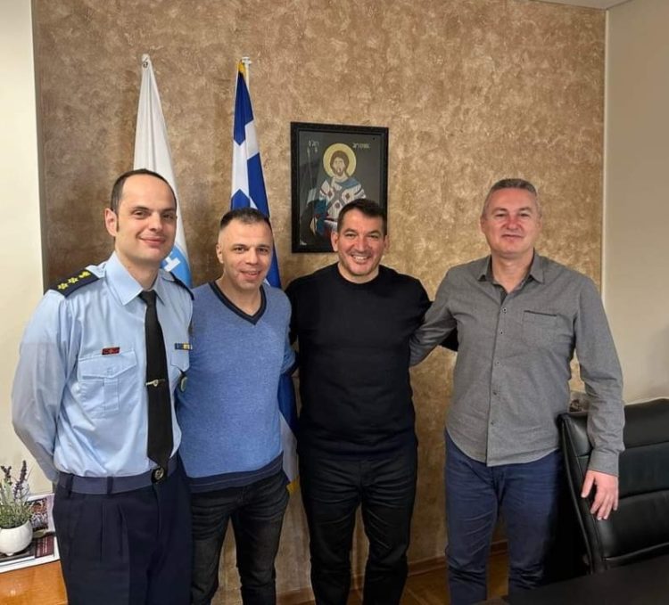 Επίσκεψη του χρυσού ολυμπιονίκη αθλητή της άρσης βαρών, κ. Πύρρου Δήμα στον Γενικό Περιφερειακό Αστυνομικό Διευθυντή Δυτικής Μακεδονίας, κ. ΣΠΑΝΟΥΔΗ Κωνσταντίνο