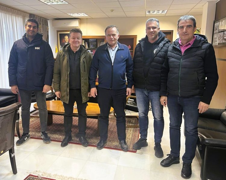 ΕΠΙΣΚΕΨΗ ΕΝΩΣΗΣ ΑΣΤΥΝΟΜΙΚΩΝ ΥΠΑΛΛΗΛΩΝ ΣΤΟΝ ΑΝΤΙΠΕΡΙΦΕΡΕΙΑΡΧΗ ΓΡΕΒΕΝΩΝ