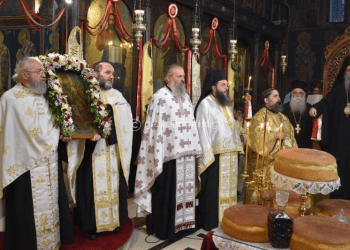 Γρεβενά:Με κατάνυξη ο Πολυαρχιερατικός Εσπερινός, παραμονή της εορτής του Αγίου Αχιλλείου.