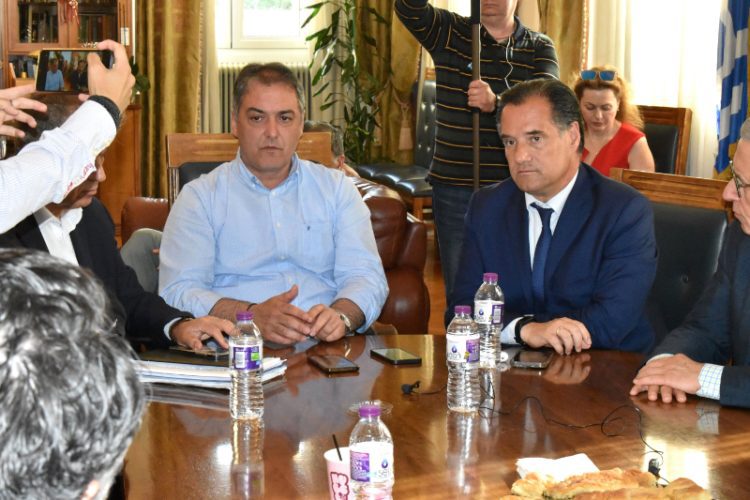 Ο Δήμαρχος Κοζάνης σε Υπουργό Υγείας για ΜΕΘ, ΥΠΕ και Αιμοδυναμικό.