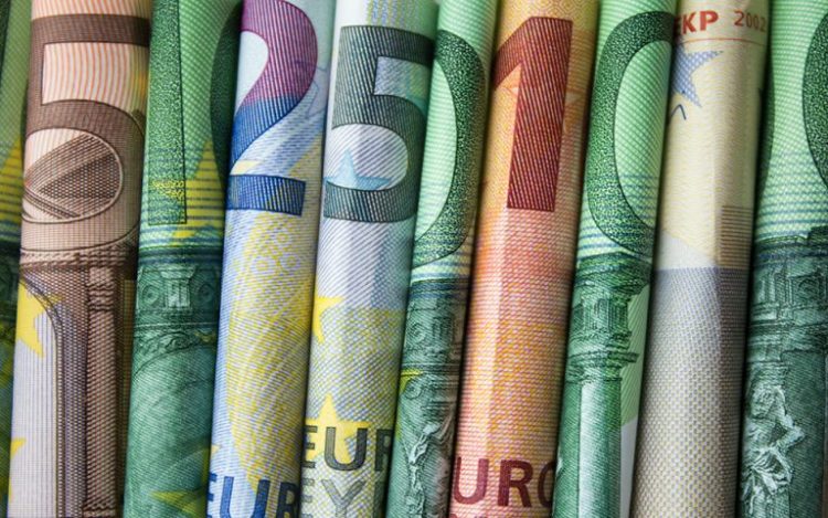 Φορολογικές δηλώσεις: Μέσος φόρος πάνω από 1.500 ευρώ με τα φετινά εκκαθαριστικά