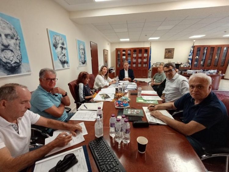 Σύσκεψη για τη Σχολή Αστυφυλάκων Καστοριάς