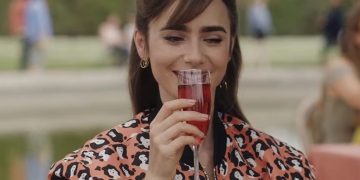 H νέα σεζόν της Emily in Paris είναι γεμάτη vintage θησαυρούς