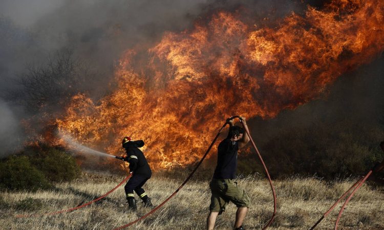Φωτιές: Χωρίς ενεργό μέτωπο σε Εύβοια και Ρέθυμνο