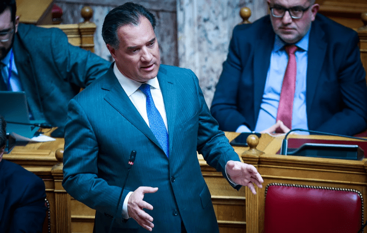 Επίθεση Γεωργιάδη κατά Κασσελάκη: Τελικά ομοιάζει στον Πολάκη – Από τη Μύκονο όλα φαίνονται απλά