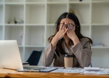 Γιατρός εξηγεί το Νο1 τρόπο για να αντιμετωπίσετε την συνεχή κούραση