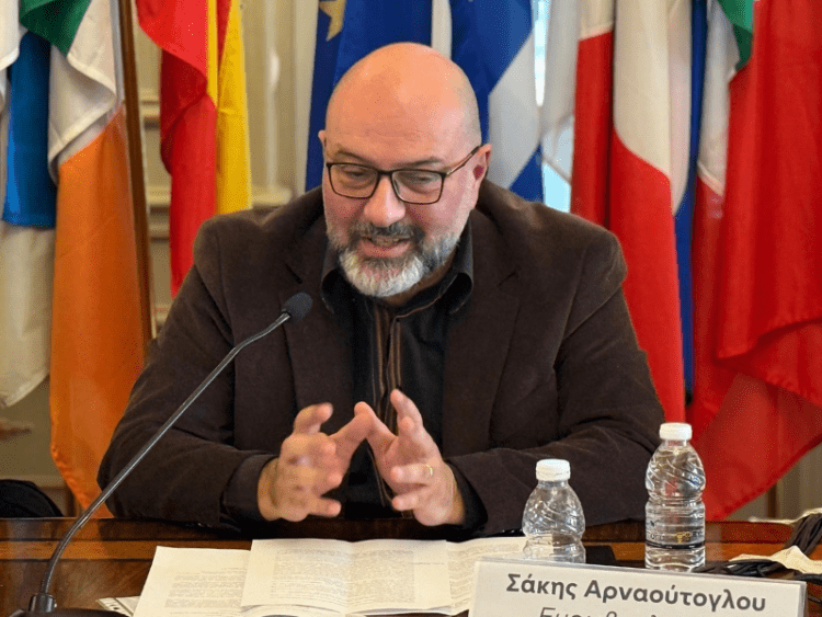 Σάκης Αρναούτογλου: Η νέα γενιά δημοσιογράφων «χτίζει γέφυρες» μεταξύ Ευρώπης και πολιτών