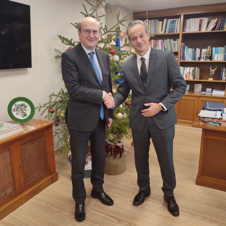 Σταύρος Καφούνης: Προτεραιότητα στους συνεπείς