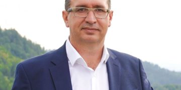 Κοπής της πρωτοχρονιάτικης βασιλόπιτας του συνδυασμού “Γρεβενά Δυνατά Μπροστά”, την Παρασκευή 31 Ιανουαρίου
