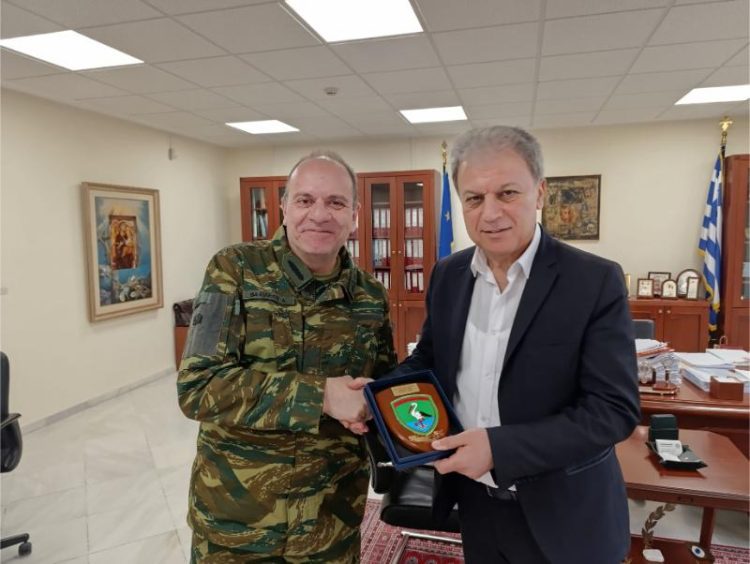 Επίσκεψη του νέου Διοικητή της 9ης Μ/Π Ταξιαρχίας στον Περιφερειάρχη