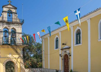 10 ελληνικά πασχαλινά έθιμα που η ιστορία τους χάνεται στους αιώνες