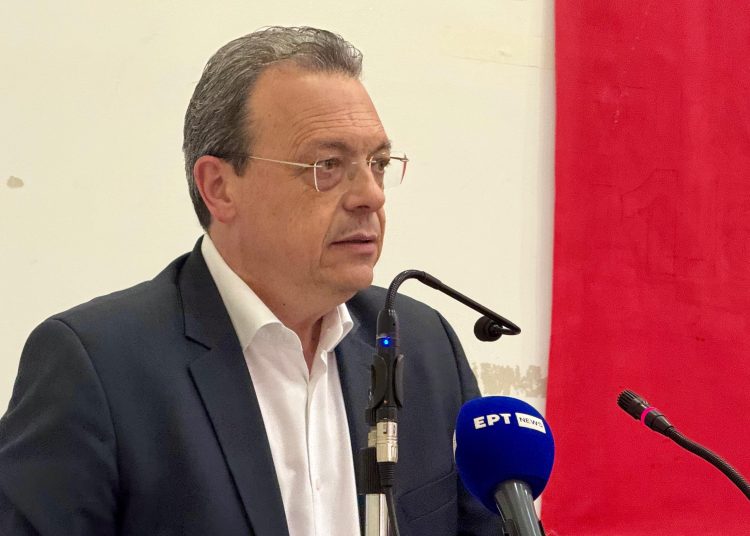 Ομιλία του προέδρου του ΣΥΡΙΖΑ-ΠΣ, Σωκράτη Φάμελλου, σε ανοιχτή πολιτική εκδήλωση στην Πάτρα
