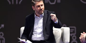Ν. Ανδρουλάκης: Χαμηλοί μισθοί και αυξημένο κόστος ζωής αποτρέπουν την επιστροφή των νέων στην πατρίδα μας