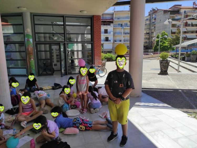 Στη βιβλιοθήκη όλα είναι…θεϊκά!