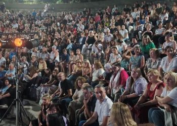  ΠΟΛΙΤΙΣΤΙΚΟ ΚΑΛΟΚΑΙΡΙ 2025: «Ο Παππούς είχε πίεση…Το κοινό… ενθουσιασμό!»