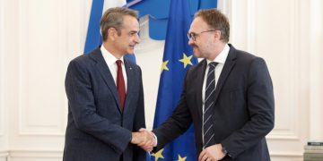 Συνάντηση του Πρωθυπουργού Κυριάκου Μητσοτάκη με τον Ευρωπαίο Επίτροπο Ενέργειας και Στέγασης Dan Jørgensen