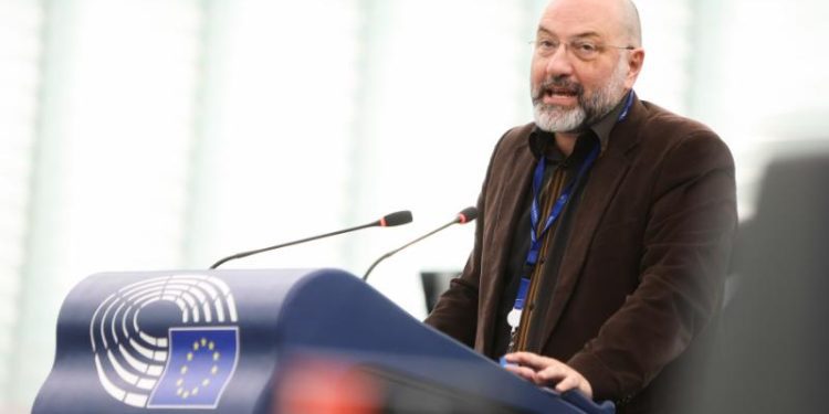 Σάκης Αρναούτογλου για τη συμφωνία ΕΕ–ΗΠΑ: Η Ευρώπη δεν μπορεί να είναι ο καλός πελάτης του κόσμου – Να γίνει ξανά πρωταγωνίστρια.