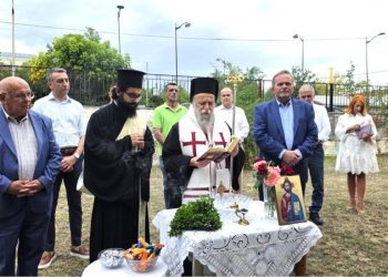 Στους Αγιασμούς των Σχολείων ο Δήμαρχος Γρεβενών, Κυριάκος Ταταρίδης.