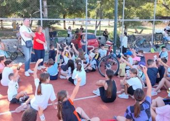 «Περπατάμε, αθλούμαστε, κερδίζουμε». Η Βιώσιμη Κινητικότητα στα Γρεβενά ξεκινά από τα παιδιά!