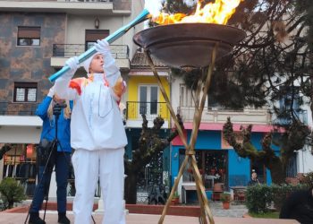 Η Ολυμπιακή Φλόγα Φώτισε τα Γρεβενά! Μήνυμα Ειρήνης και Ευγενούς Άμιλλας.