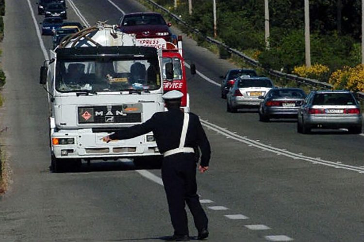 Aίρεται η απαγόρευση κυκλοφορίας των φορτηγών αυτοκινήτων μεικτού βάρους άνω των 3,5 τόνων και λοιπών βαρέων οχημάτων στην Ε.Ο. Κοζάνης-Ιωαννίνων